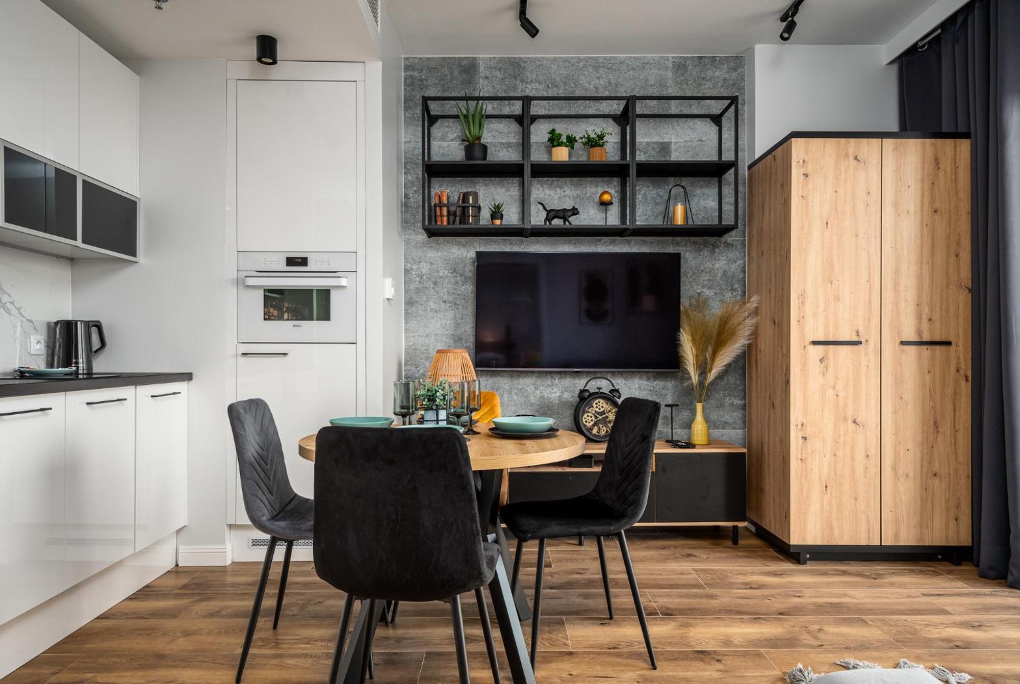 Wola Tower Deluxe Separate Bedroom With Free Garage - By Perfect Warszawa