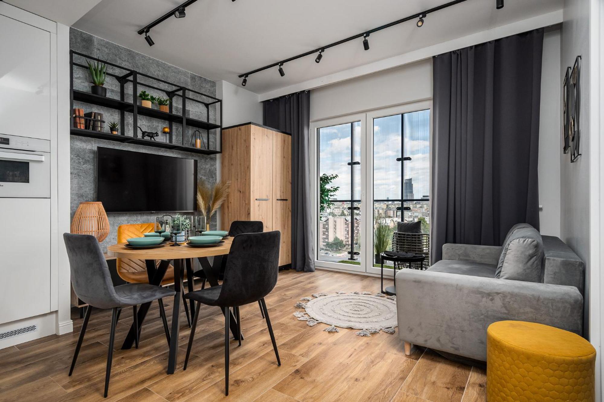 Wola Tower Deluxe Separate Bedroom With Free Garage - By Perfect Apartament