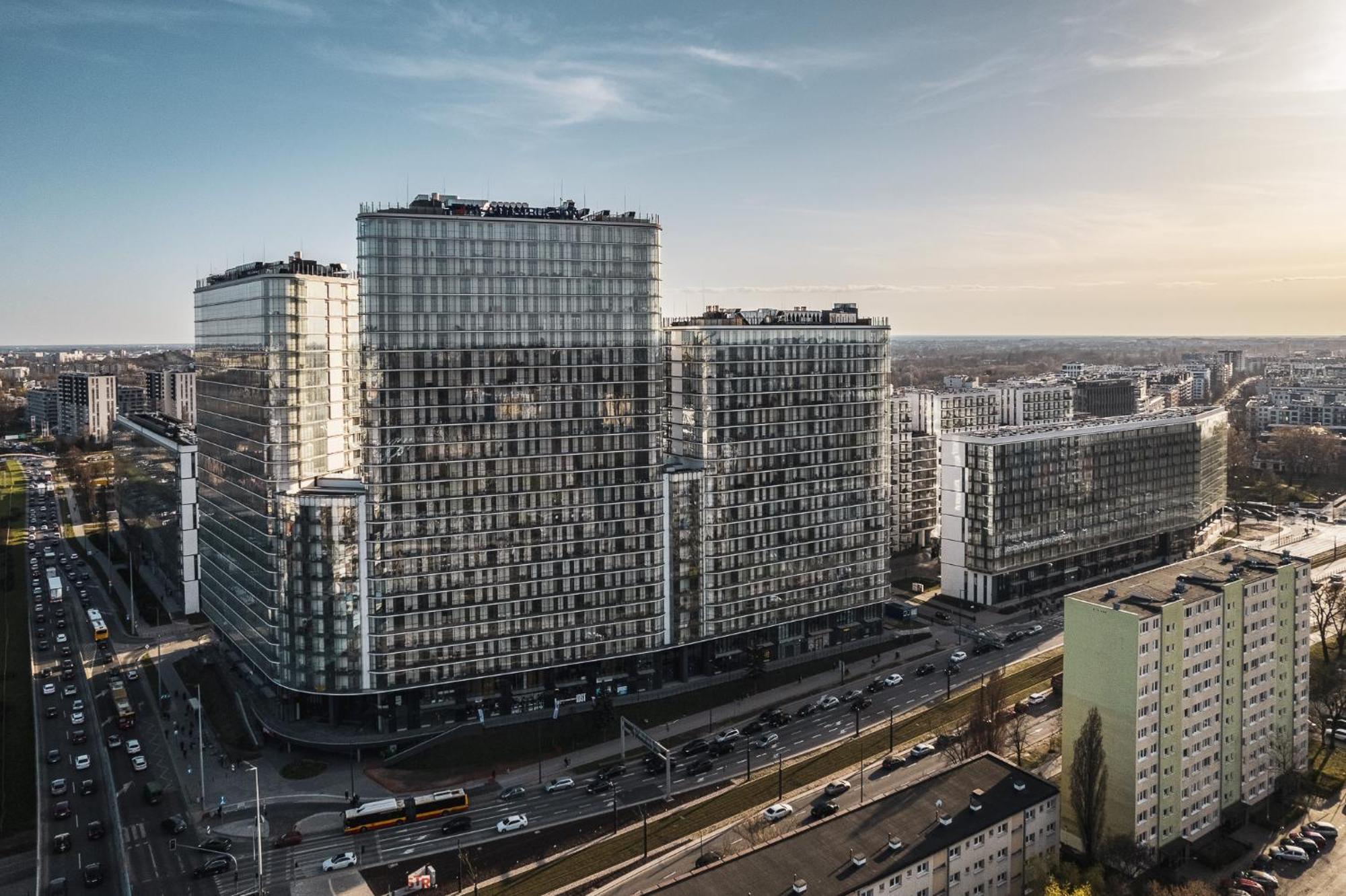Wola Tower Deluxe Separate Bedroom With Free Garage - By Perfect * Warszawa